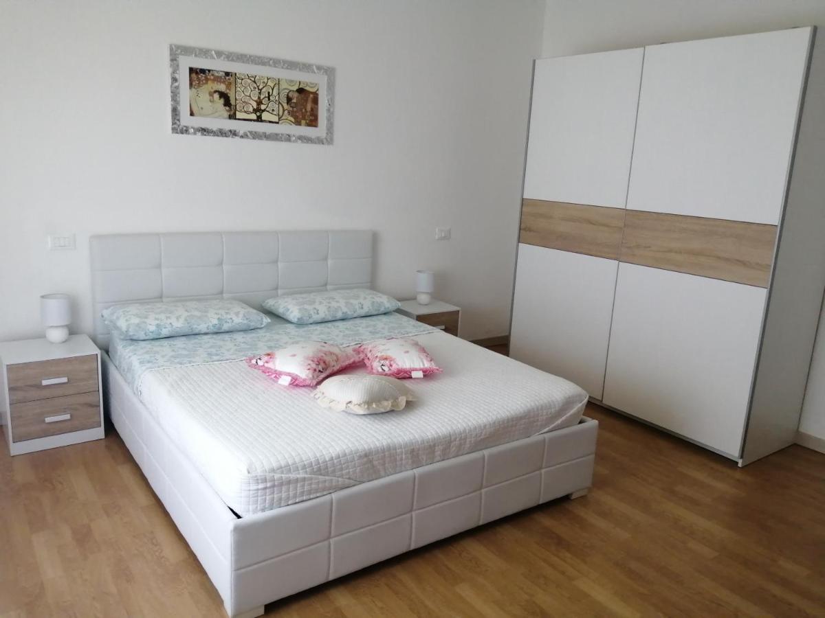 Due Magnolie Hotel Монцамбано Екстериор снимка